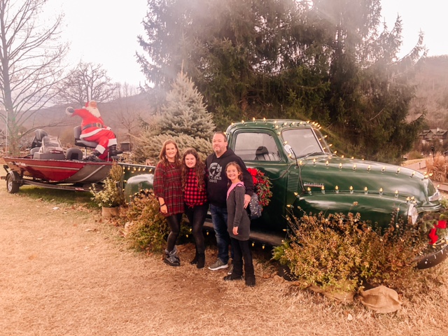 https://loriweaverlifestyle.com/wp-content/uploads/2021/01/Our-Family-Vintage-Truck-with-Santa-Big-Cedar.jpg